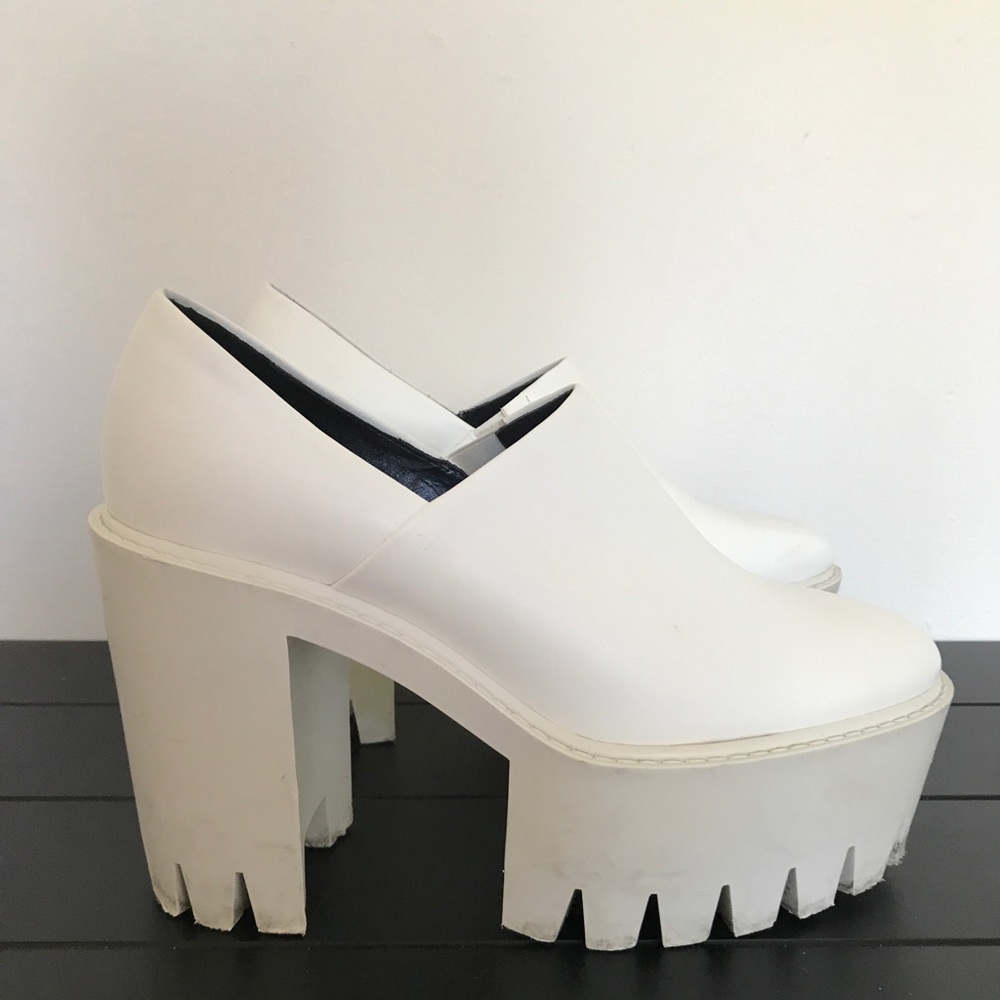 STELLA MCCARTNEY platforms